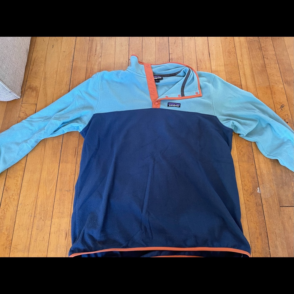 Large Patagonia Lightweight Synchilla Fleece